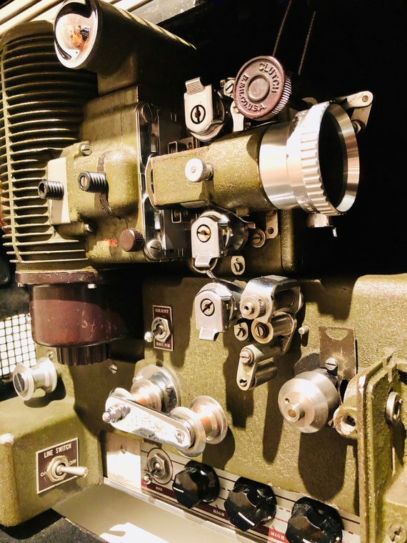 1931 Bell & Howell 16 Mm Film Projector Filmosound “utility
