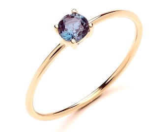 9ct Yellow Gold Alexandrite Solitaire Ring size J K L M N O P Q R S June Birthstone