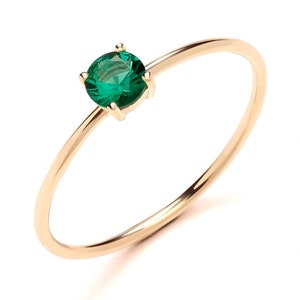 9ct Yellow Gold Emerald Solitaire Ring size J K L M N O P Q R S May Birthstone