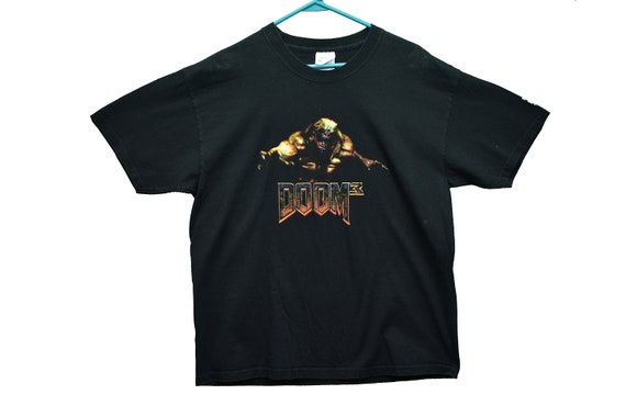 2000s doom 3 video game tee shirt size large