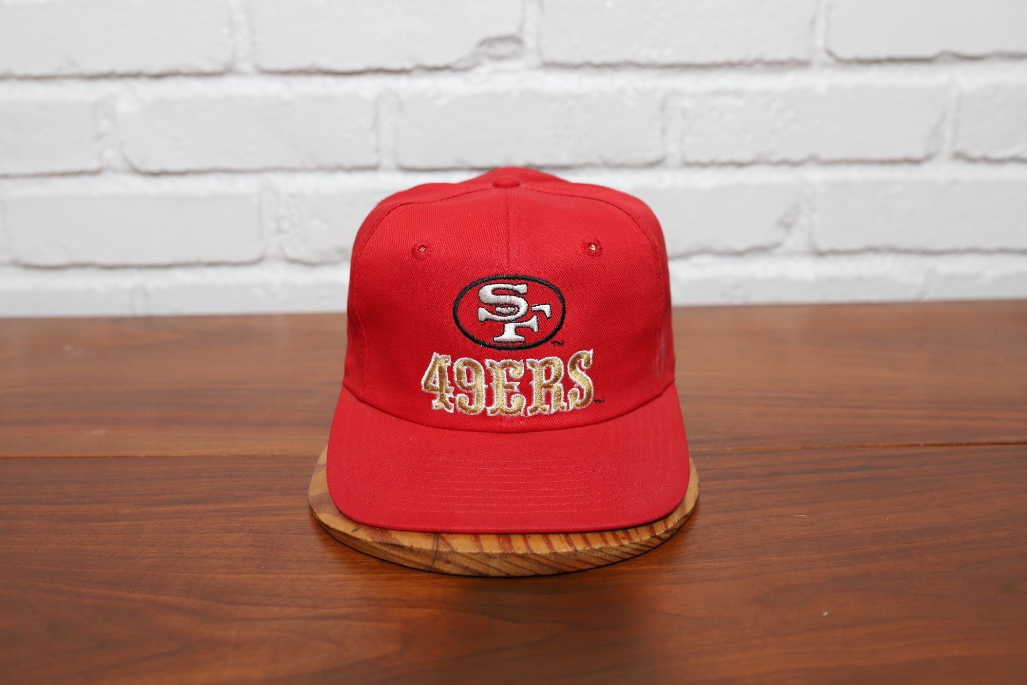 Vintage San Fransisco 49ers NFL Hat Beanie Schuessler Cap Graffiti Spell out