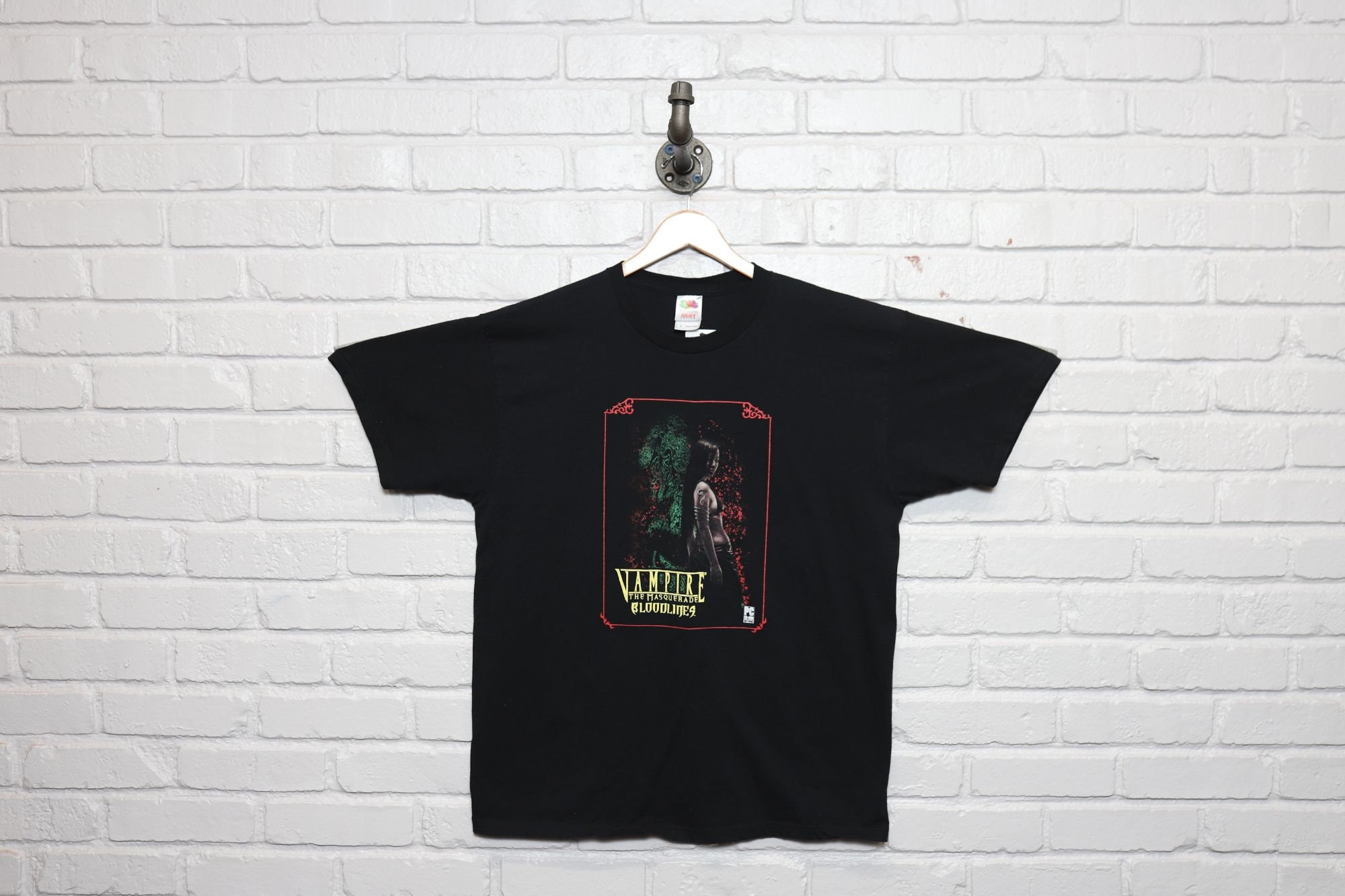 2000s Vampire the Masquerade Bloodlines Video Game Promo Tee Shirt 