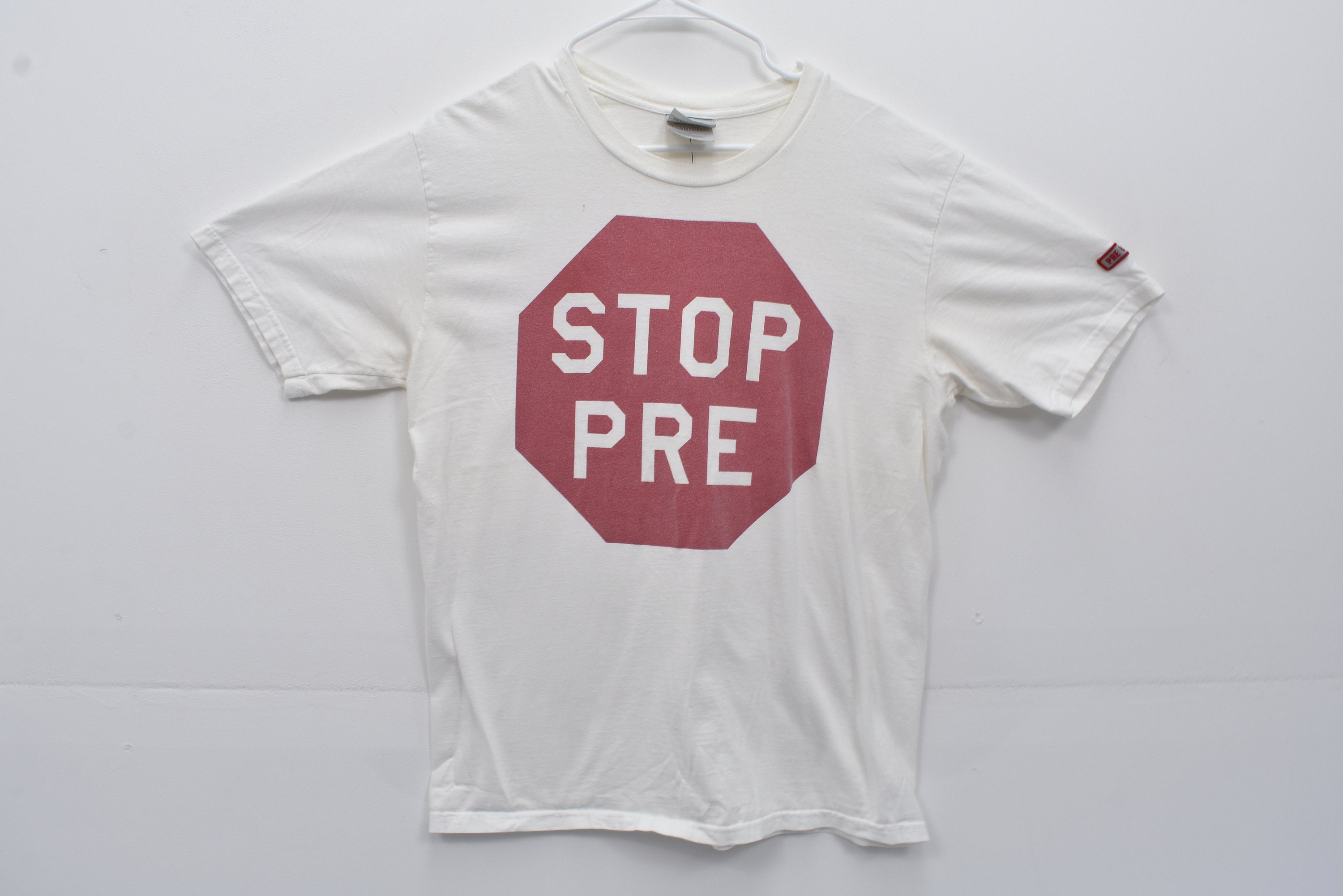 Nike prefontaine shirt hotsell