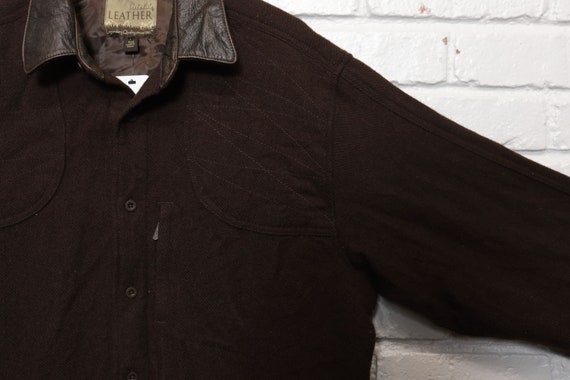 2000s cabelas leather collar wool shirt size large - image 2
