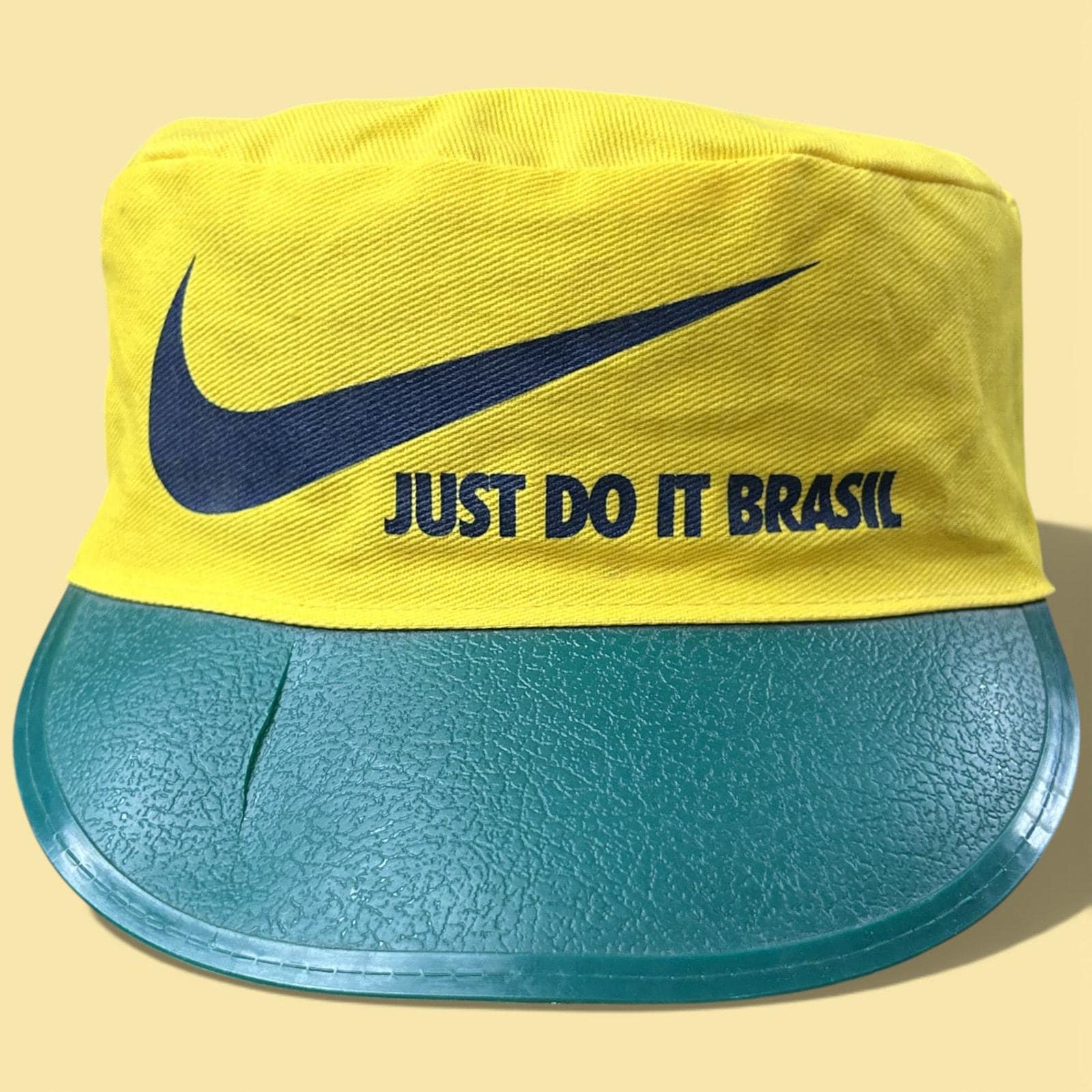 希少　NIKE bootleg vintage cap　刺繍ロゴ ▷ Nike Bootleg Cap | TWOVAULT