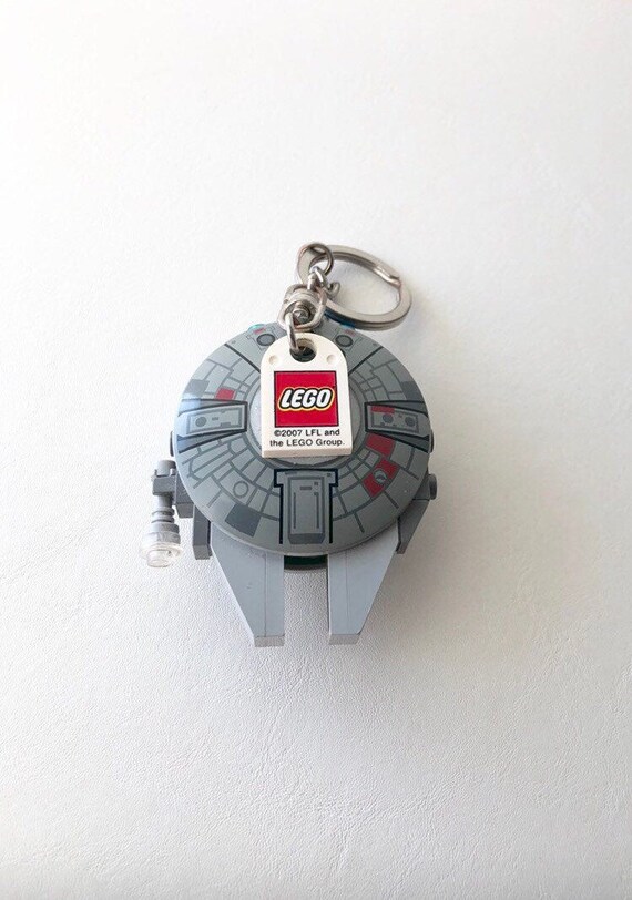 millennium falcon keychain