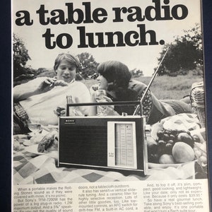1970&#39;s Sony TFM-7200W Radio Vintage Advertisement