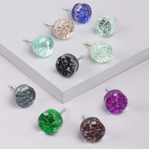 G Decor Cascadia Aurora Crystal Crackle Mirror Glass Pull Knob
