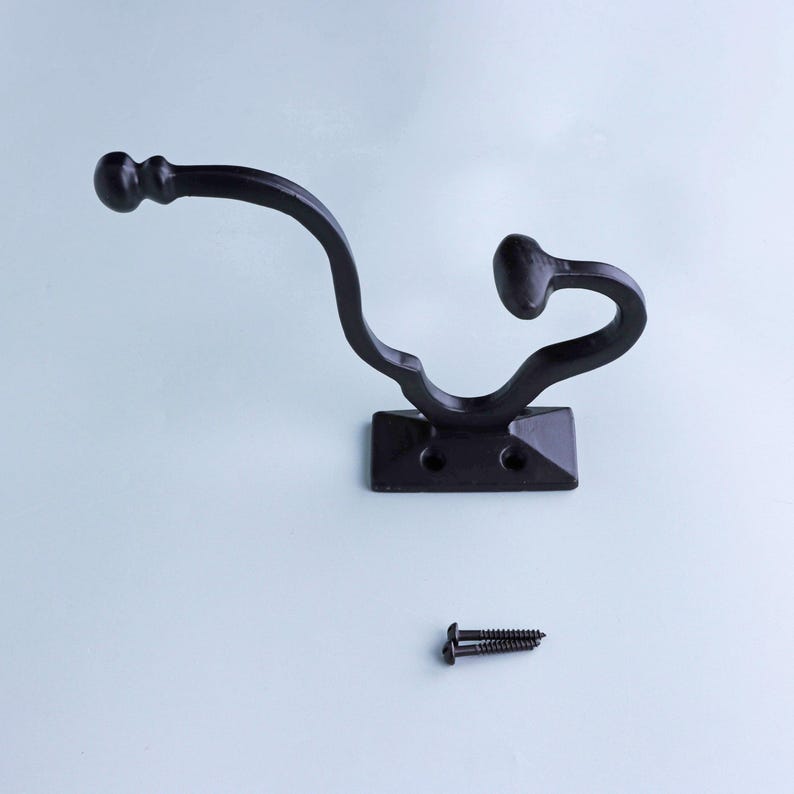 G Decor Heavy-Duty Traditional Black Cast Iron Coat Hooks image 6