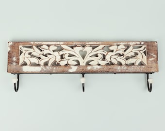 Hölzerne Garderobe, handgefertigte geschnitzte Wandhakenleiste, 3 Haken Eingangsschiene, rustikale Mangoholz Kleiderbügel - G Decor