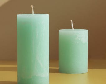G Decor Scented Breeze Collection Green Marbled Pillar Candle With Garden Retreat Scent