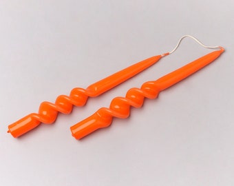 G Decor Set of 2 Orange 9-inch Spiral Twisted Hand Dipped Candlesticks Taper Church Dinner Candles