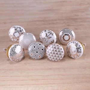 G Decor Set of 8 Royal Gold Queen’s Grace Ceramic Door Knobs