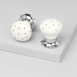 G Decor The Little Stars Collection – White Ceramic Mortice Door Knob Set with Grey Stars and Chrome Base for Interior Room Doors