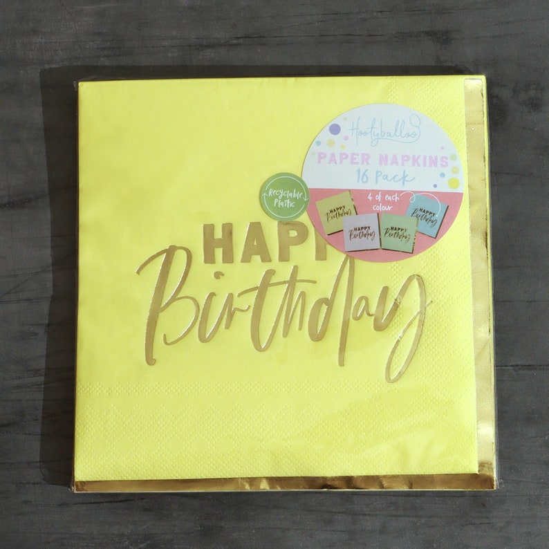 G Decor Ensemble de 16 serviettes en papier 3 épaisseurs pastel avec Joyeux anniversaire et bords dorés image 3