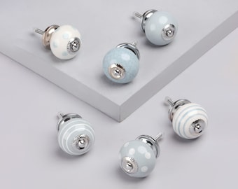 G Decor Puxador de armário de cerâmica feito à mão e pintado à mão em cinza pastel