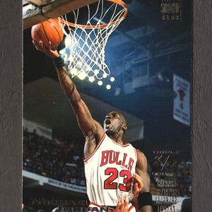 Cartão de basquete do Stadium Club 1993-94 nº 1 Michael Jordan Chicago Bulls Mint