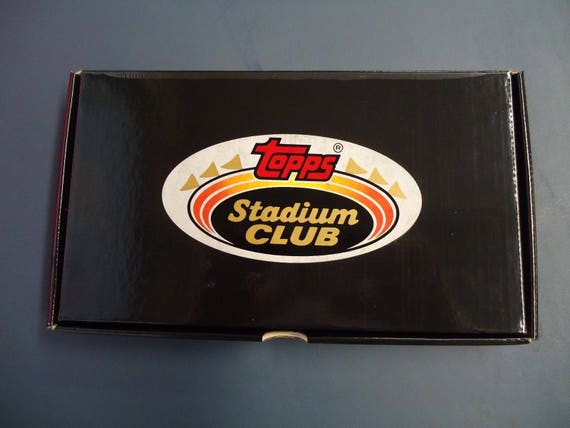 1991 Topps Stadium Club Charter Member Set: Nolan Ryan Medallion