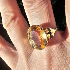 Vintage 9ct Gold Citrine Ring - UK Hallmarks - Size US 7.25 Big Yellow Gemstone image 11