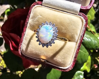 Vintage 18ct Gold Opal Diamond Halo Ring - 1970s London