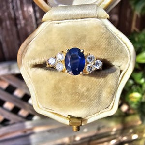 Vintage 18ct Yellow Gold Blue Sapphire & Diamond Ring Quality Blue Sapphire and Sparkling Diamond Ring Solid 18k Gold UK Size I or US 4.25