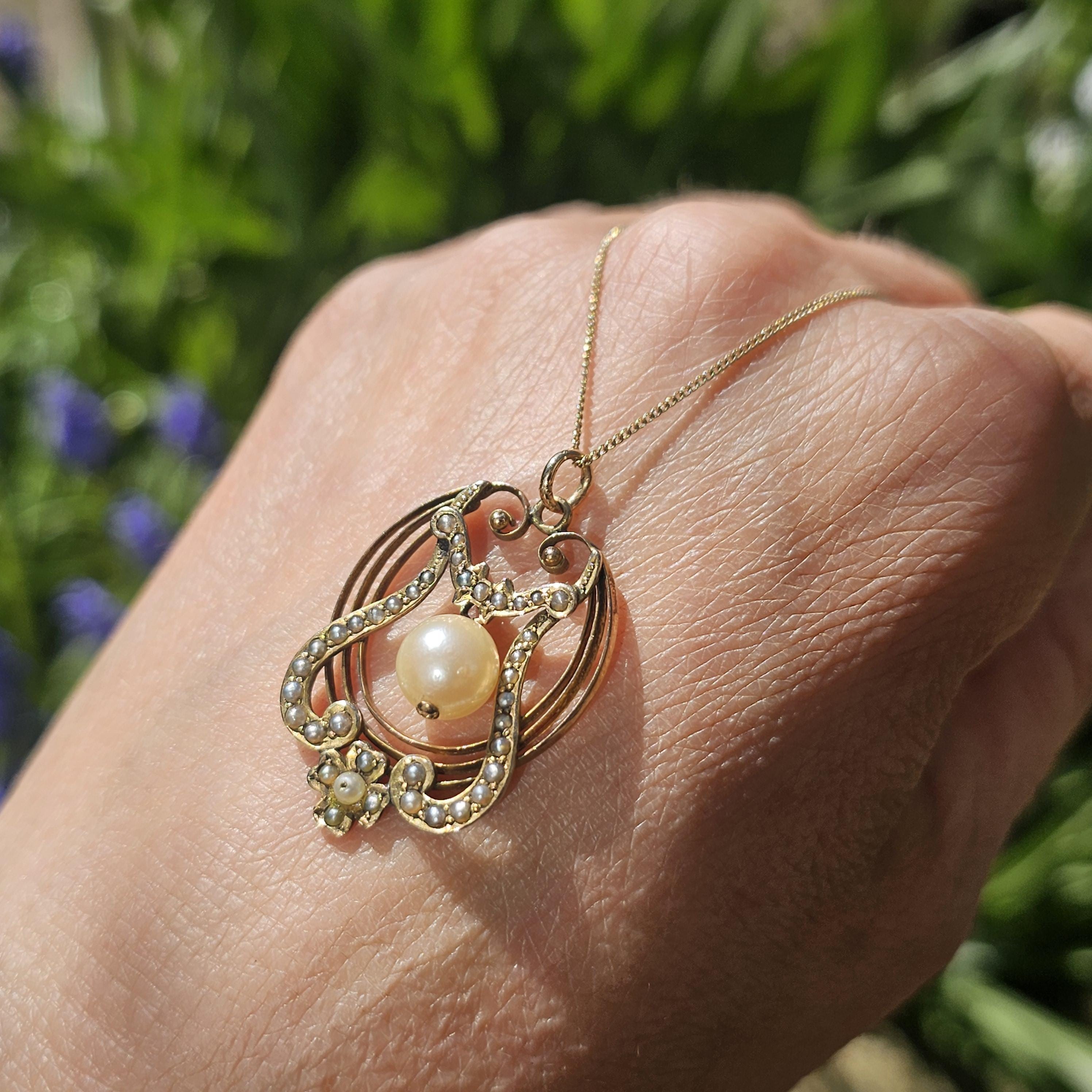 エドワード朝時代の9カラットゴールドラベリアネックレス：シード