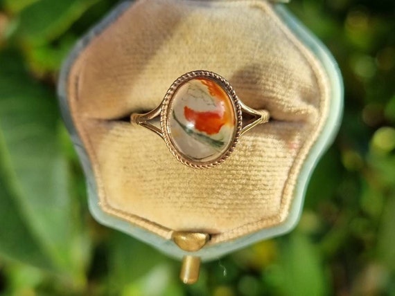 Vintage 9ct Gold Moss Agate Ring size K1/2 or U.S… - image 1