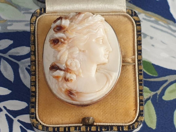 Edwardian Rose Gold Cameo Brooch