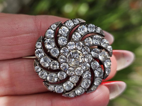 Antique Black Dot Paste Brooch: Solid Silver Cycl… - image 3