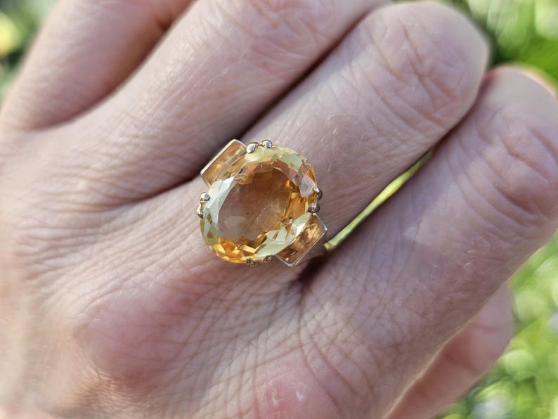 Vintage 9ct Gold Citrine Ring - UK Hallmarks - Size US 7.25 Big Yellow Gemstone image 15