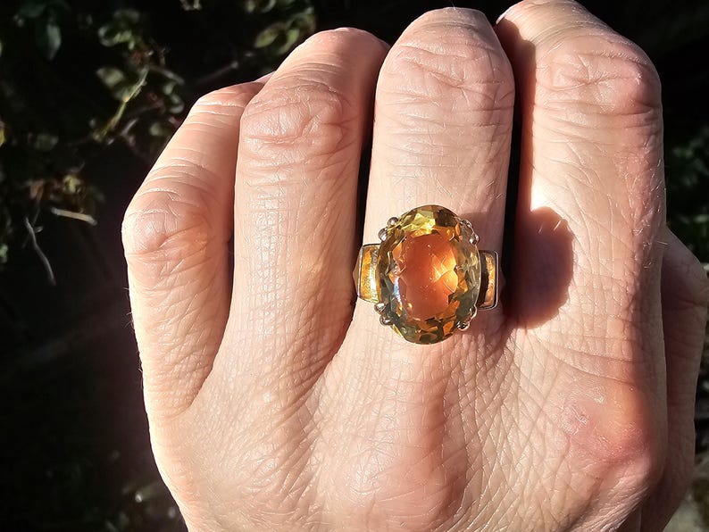 Vintage 9ct Gold Citrine Ring - UK Hallmarks - Size US 7.25 Big Yellow Gemstone image 10