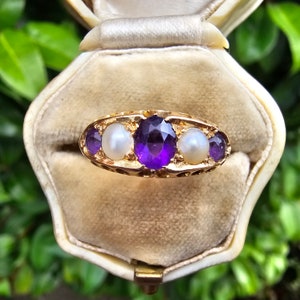 Anillo antiguo de oro amarillo de 18 quilates con amatista y perla Anillo de oro de 18 quilates eduardiano con perla y amatista violeta intenso Birmingham 1905 Talla N del Reino Unido / 7 de EE. UU.