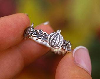 Ein Ring mit Kürbissen und Eichenlaub. Silber Gothic Ring Halloween Geschenk Kürbis Charms Niedlicher Ring Halloween Ring