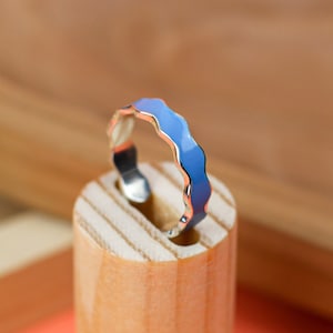 Enamel Wiggly Ring, Jelly Ring, adjustable ring, wavy ring, enamel jewellery, 925 sterling silver, wave ring, silver enamel ring