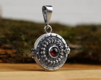 925 Sterling Silber Medaillon, Granat Schmuck, Silber Gothic Medaillon Halskette, personalisierte Foto Anhänger, Schädel Medaillon, keltische Schmuck