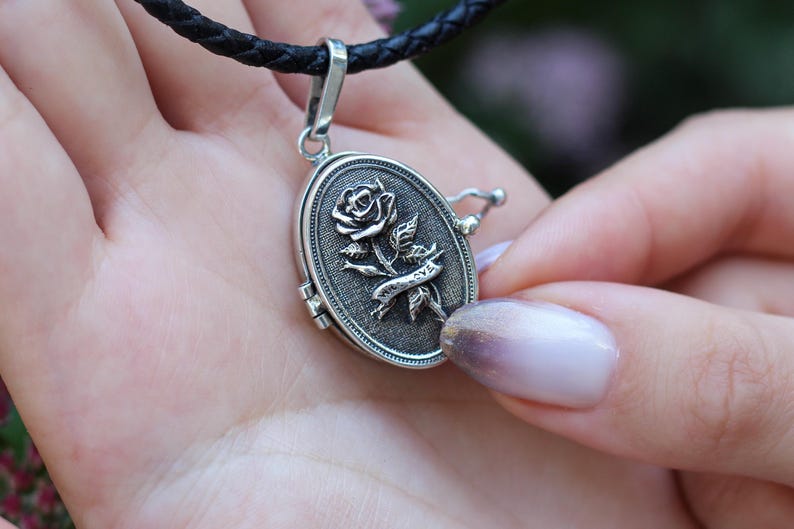 Gs Names Lockets 925 Sterling Silver Locket Necklace With Photo, Silver Necklace, Flower ...