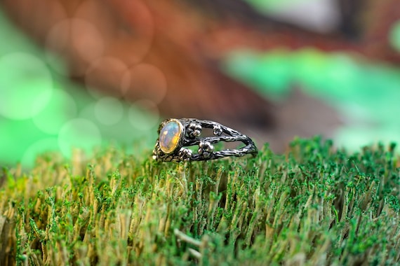 Sterling Silver Ring, Natural Opal Ring, Nature Inspired Engagement Ring, Women's Ring, Nature Lover Gift, Wedding ring, Genuine opal ring