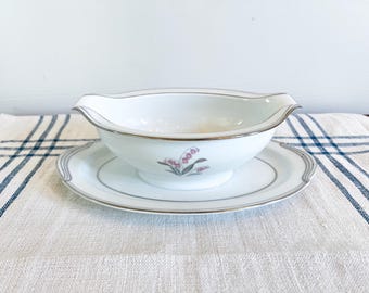 Beautiful Vintage Noritake Crest White and Silver Gravy Boat, Attached Tray, Lily of the Valley Pattern, White Bone China with Silver Trim