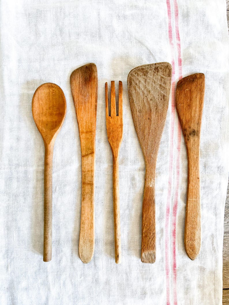 French Vintage Wooden Spoon, Spatulas, & Fork, Set of Five, French Country Cooking Utensils, Wood Utensils, Found in Provence bild 1