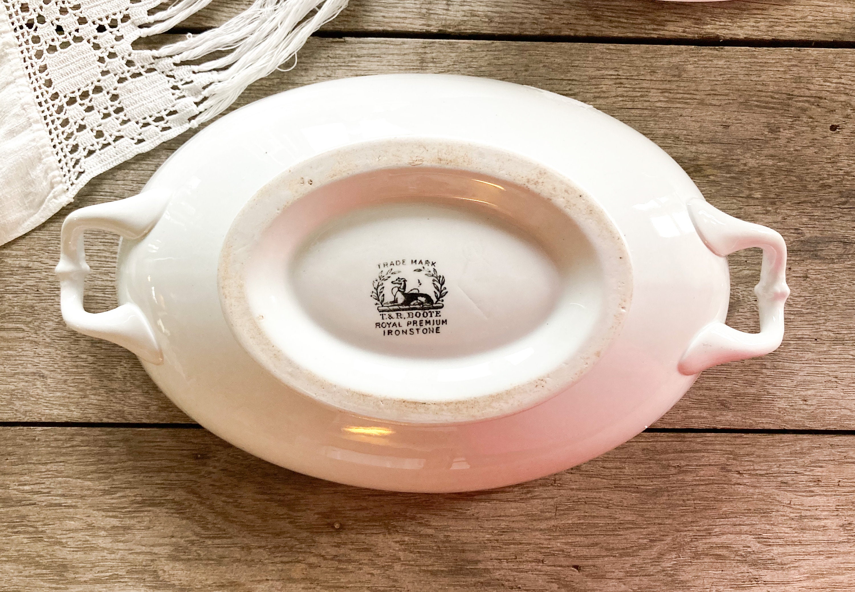 T & R Boote Royal Premium Ironstone English White Soup Vegetable Tureen