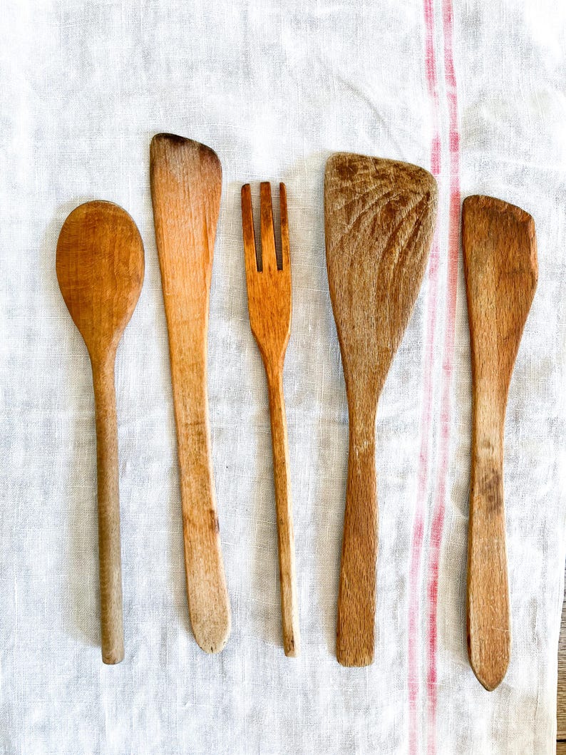 French Vintage Wooden Spoon, Spatulas, & Fork, Set of Five, French Country Cooking Utensils, Wood Utensils, Found in Provence bild 4