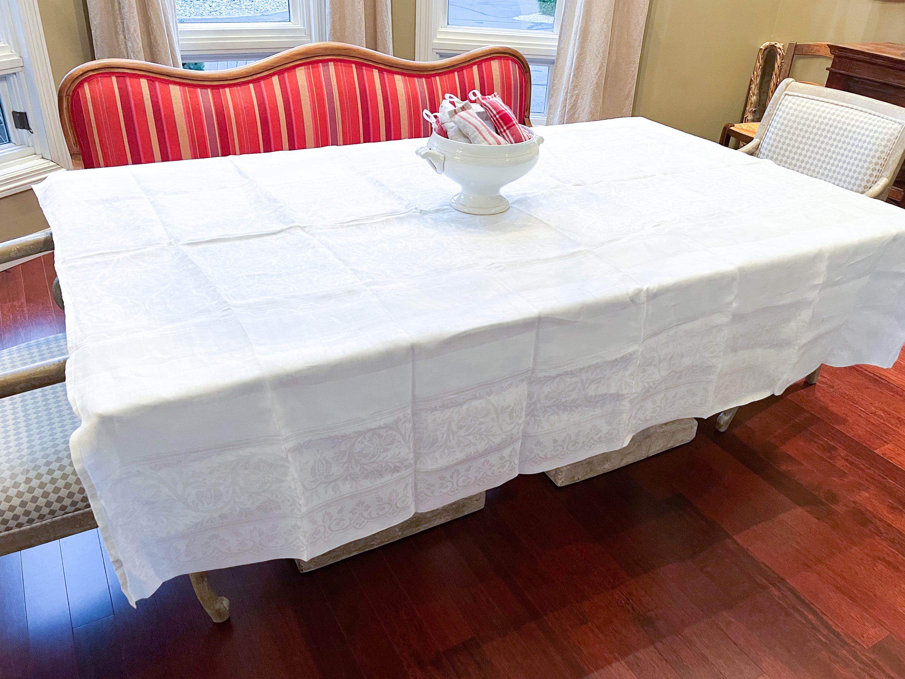 Nappe En Soie Damassée Vintage Française - 208x203cm Bleu Pâle Fleuri - Occasion Excellent état
