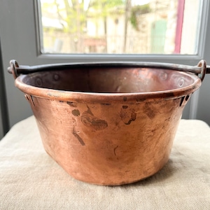 Beautiful Antique French Small Copper Hearth Pot with Heavy Handle, Found in Provence