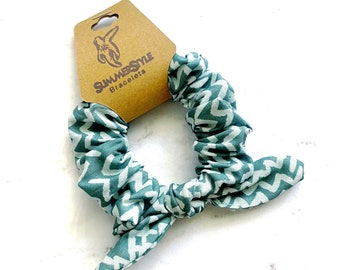 Abstract Zig Zag Scrunchie, Scrunched Bow Hair Tie, Hair Bow, Hair Accessories, Bow Hair Tie, SummerStyle Bracelets