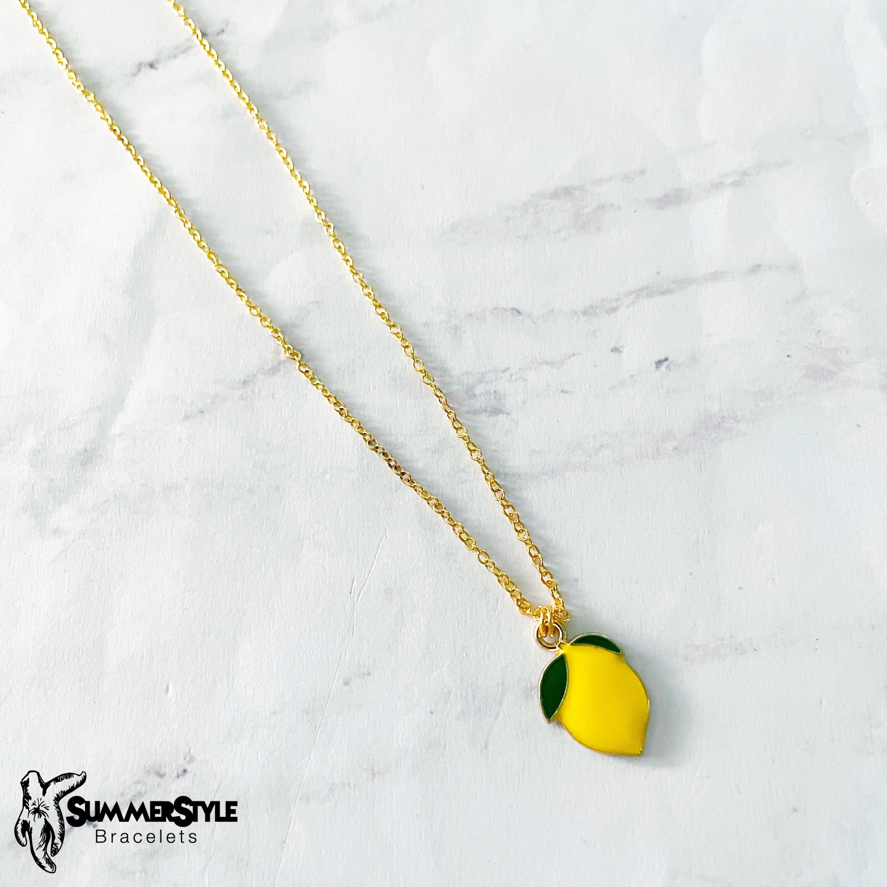 SUNNYCLUE 12 Ciondoli Frutta A Forma Di Ciliegia, Uva E Limone In Ottone E Zirconia Per Creare Bracciali E Collane Fai Da Te