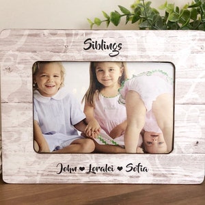 Sibling Frame, Siblings Gift, Personalized Sister Gift, Sister Gift, Sister Birthday Gift, Sibling Frame, Baby Sisters Frame, Baby Sisters