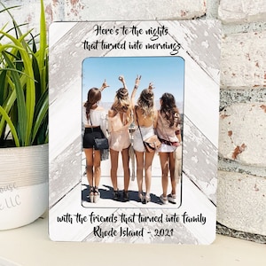 Friends frame, personalized friends, friend gift, personalized frame, friendship frame, beach frame, vacation frame, vacation gift