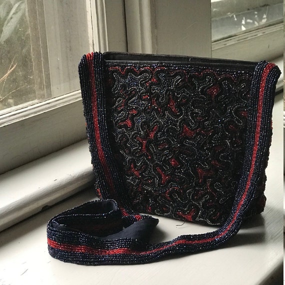 Red & Navy Paisley Beaded Purse