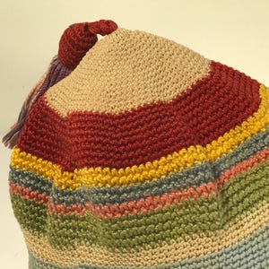 Little Girl's Knitted Cloche with Tassel & Ribbon image 3