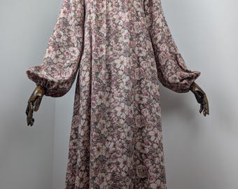 Vintage 1970s Dress